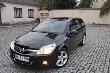 Używane Opel Astra - 17900 PLN, 215 000 km