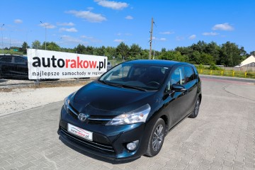 TOYOTA VERSO