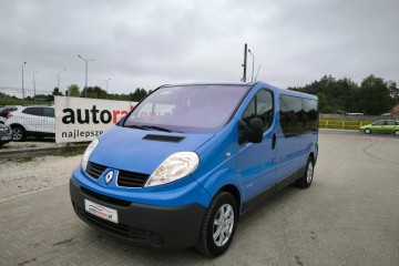 RENAULT TRAFIC PASSENGER