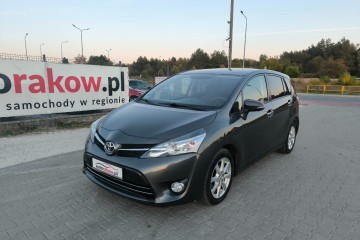 TOYOTA VERSO