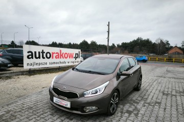 kia ceed automat !