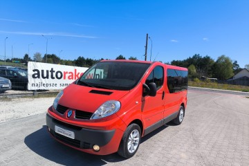 RENAULT TRAFIC PASSENGER